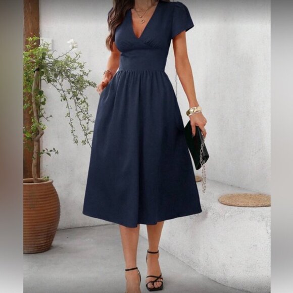 Elegant Navy Blue Women's Dress - Picture 5 of 6